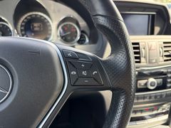 Fahrzeugabbildung Mercedes-Benz E 200 CGI Cabrio Avantgarde Navi Leder Airscarf