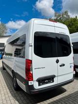 Mercedes-Benz Sprinter ECONOMY 319 - 15 SEATER + A/C - Autotransporter