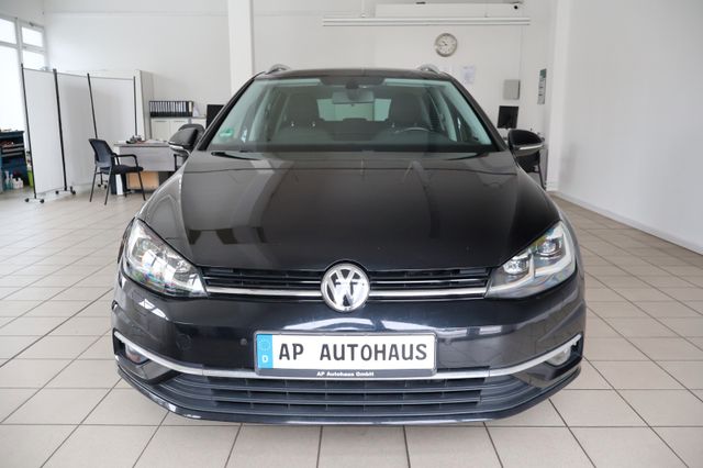 Volkswagen Golf VII Variant Highline LED Navi PanoSchiebe.