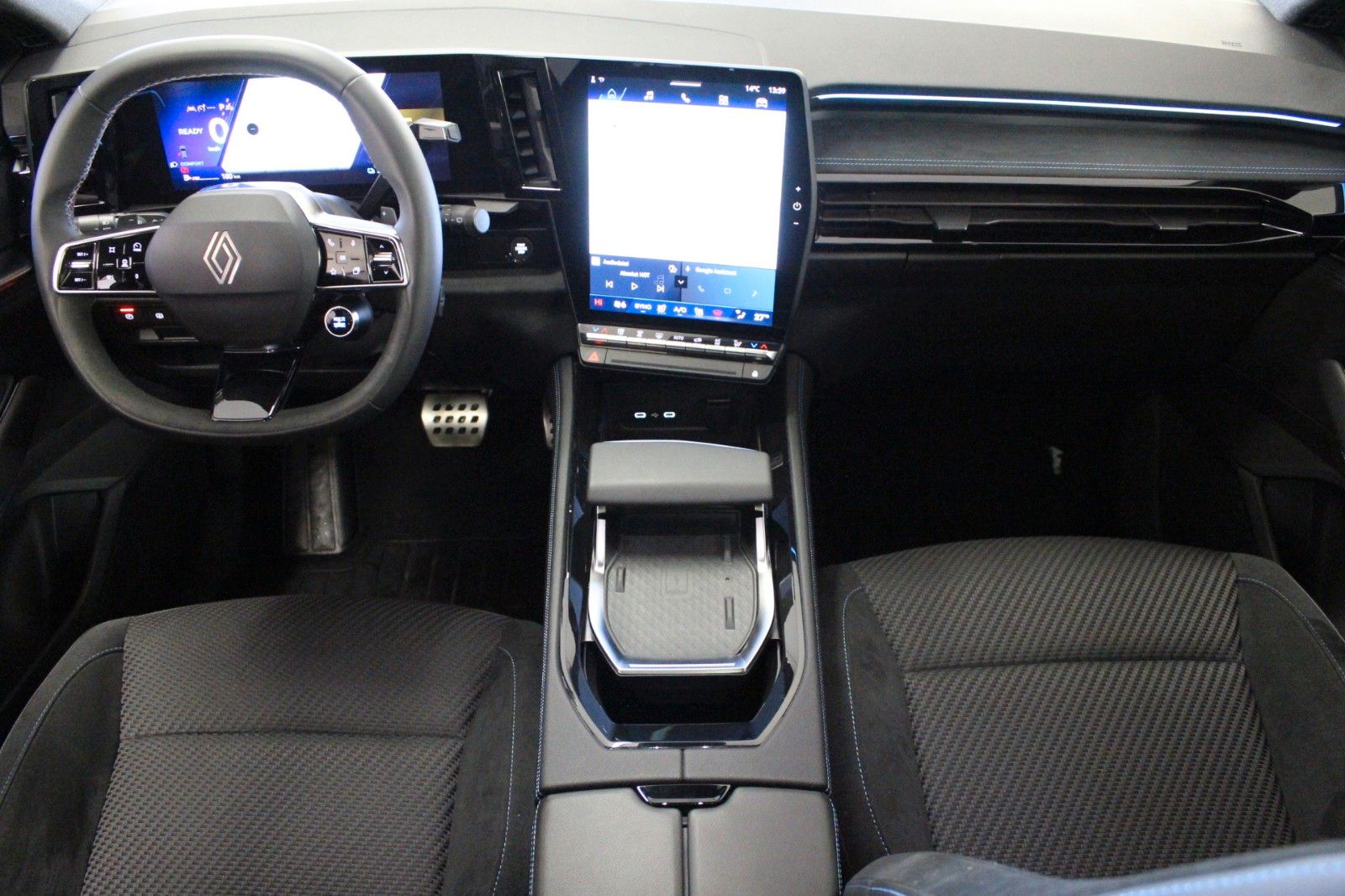 Fahrzeugabbildung Renault Austral E-Tech Full Hybrid 200 Techno Esprit Alp