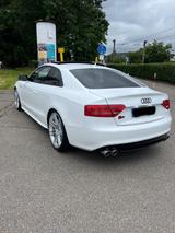 Audi S5 4.2 FSI V8 Quattro Coupé - Audi quattro: Sportwagen