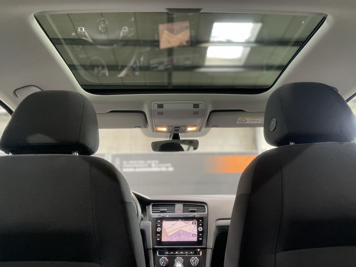 Fahrzeugabbildung Volkswagen Golf 1.6 TDI Comfortline DSG#LED#Pano#ACC#AHK