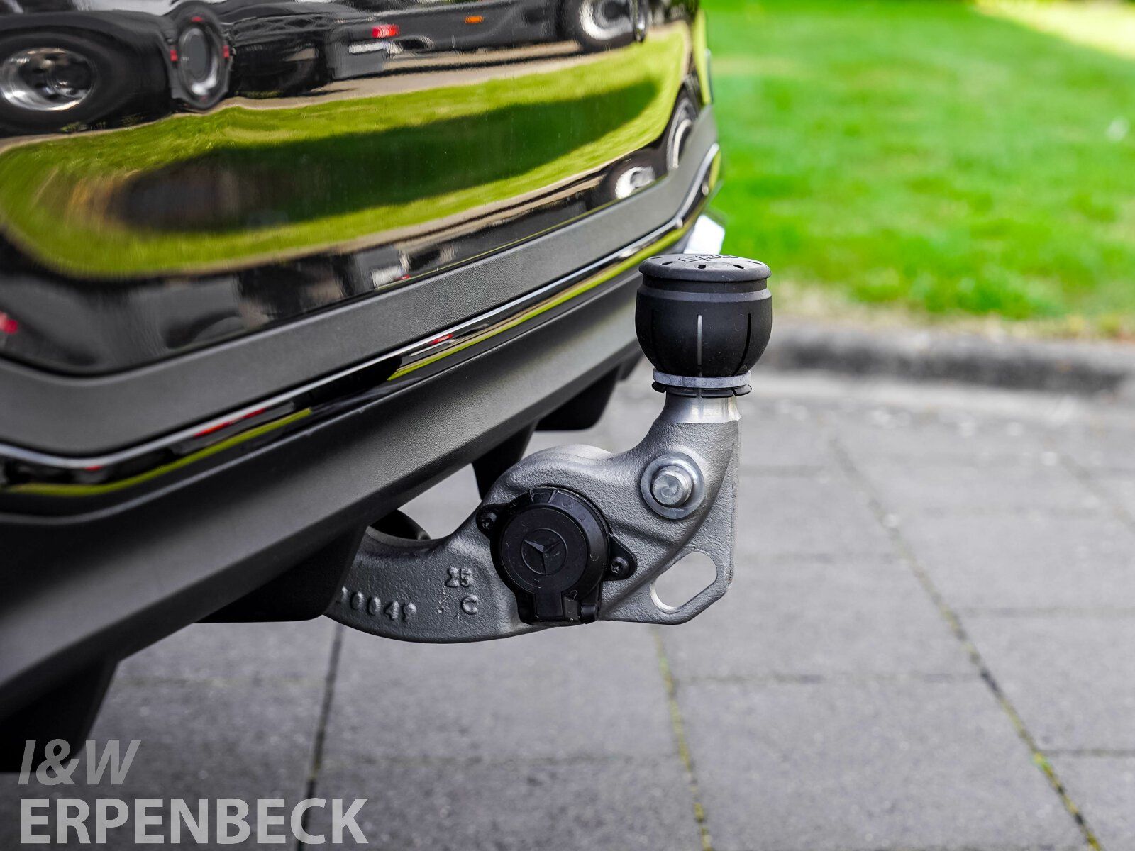 Fahrzeugabbildung Mercedes-Benz C 300 de T Edition AMG Distronic AHK Pano Memory