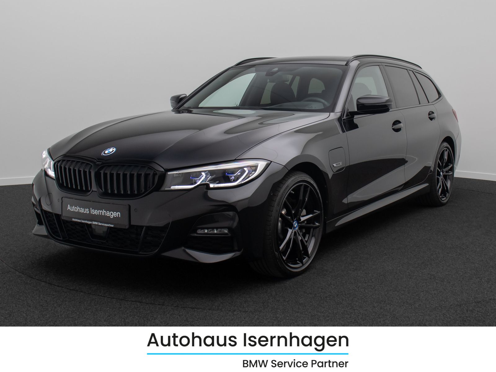 Fahrzeugabbildung BMW 330e M Sport DAB HiFi Laser HUD Panorama AHK 19"