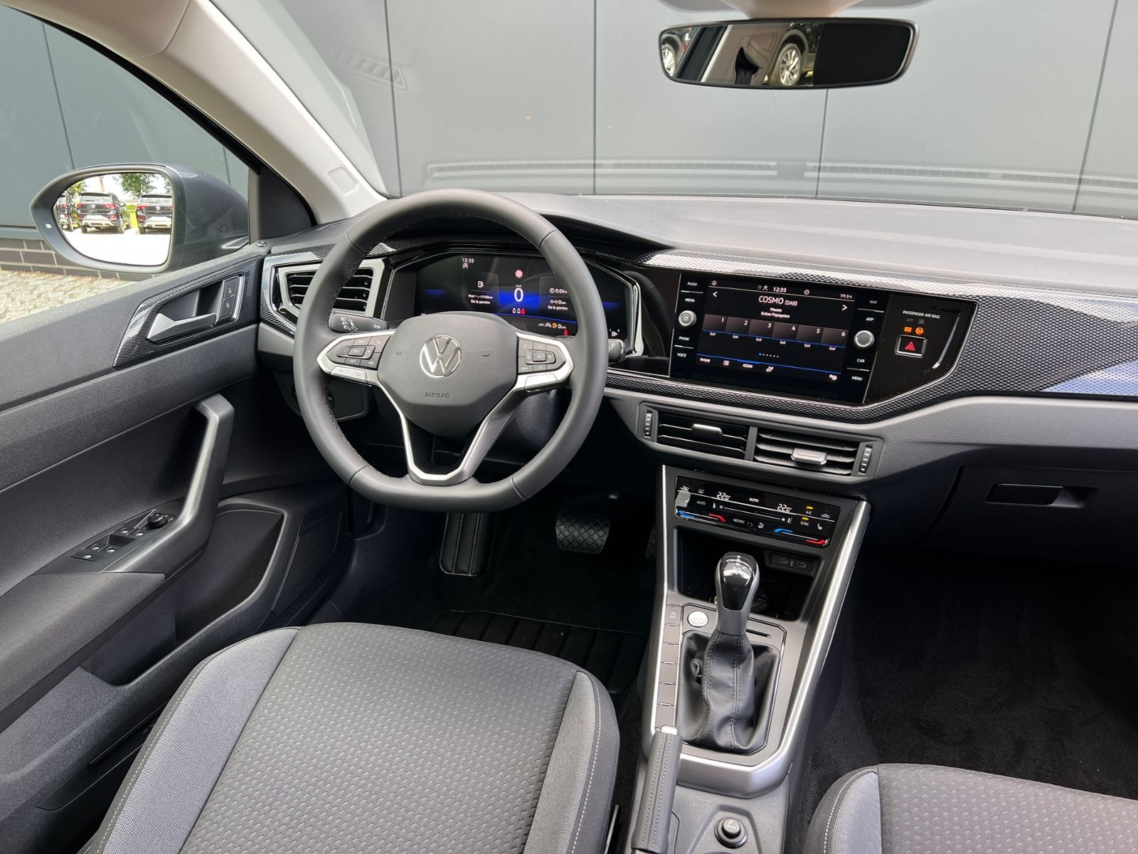 Fahrzeugabbildung Volkswagen Taigo Life 1.0 TSI DSG *IQ.Light, Ready2Discover
