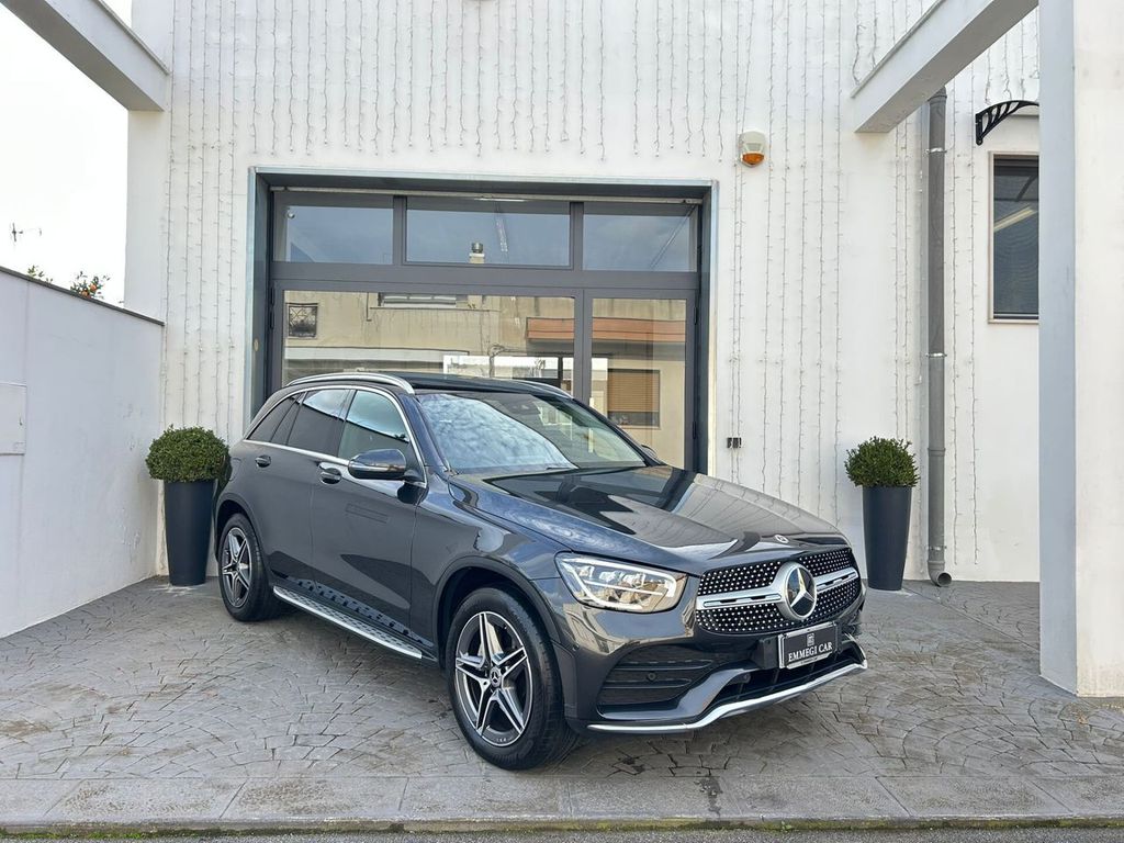 Image of Mercedes-Benz GLC 220