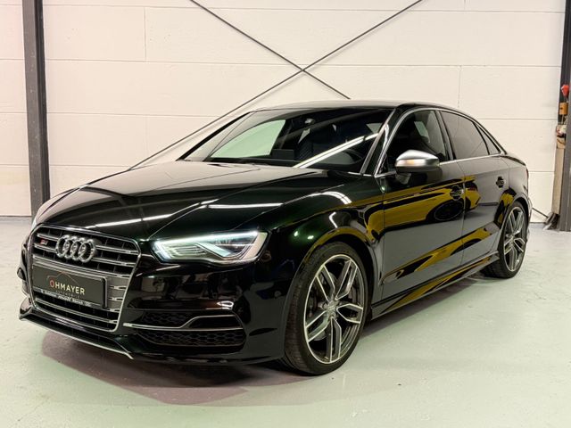 Audi S3/Limo/2.0TFSI/quattro/Schalensitze/Raute/B&O