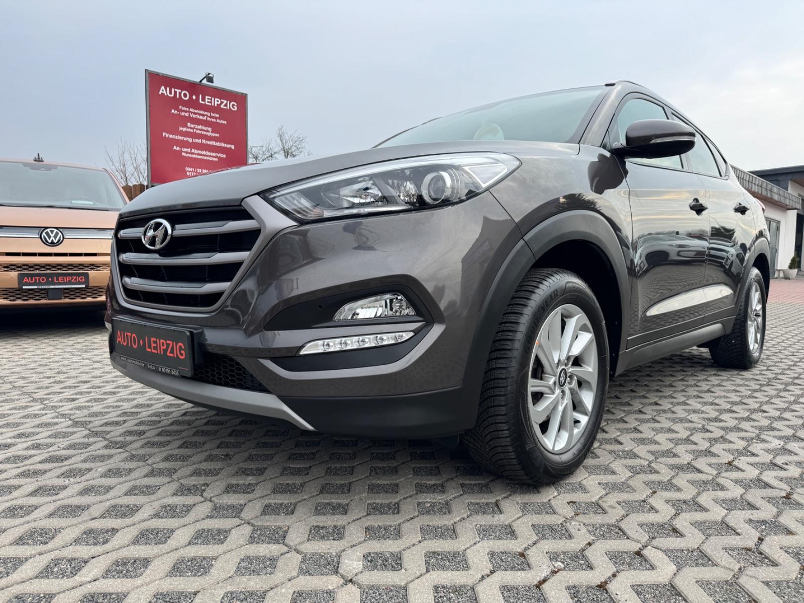 Hyundai TucsonTrend2WD,BiXenon,Klima,Sitzhz,RCam,AHK....