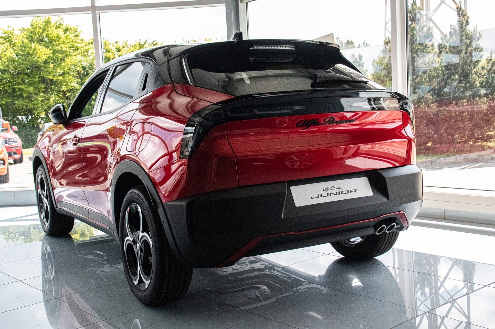 Fahrzeugabbildung Alfa Romeo Junior Ibrida 1.2 VGT 48V-Hybrid  Speciale
