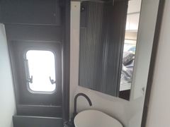 Adria Twin Supreme 640 SGX Edition, Automatik