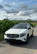 Mercedes-Benz Mercedes GLA 200 - : Mercedes Gla