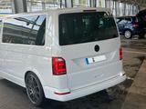 Volkswagen T6 Caravelle - Volkswagen T6 Caravelle: 7 Sitzer