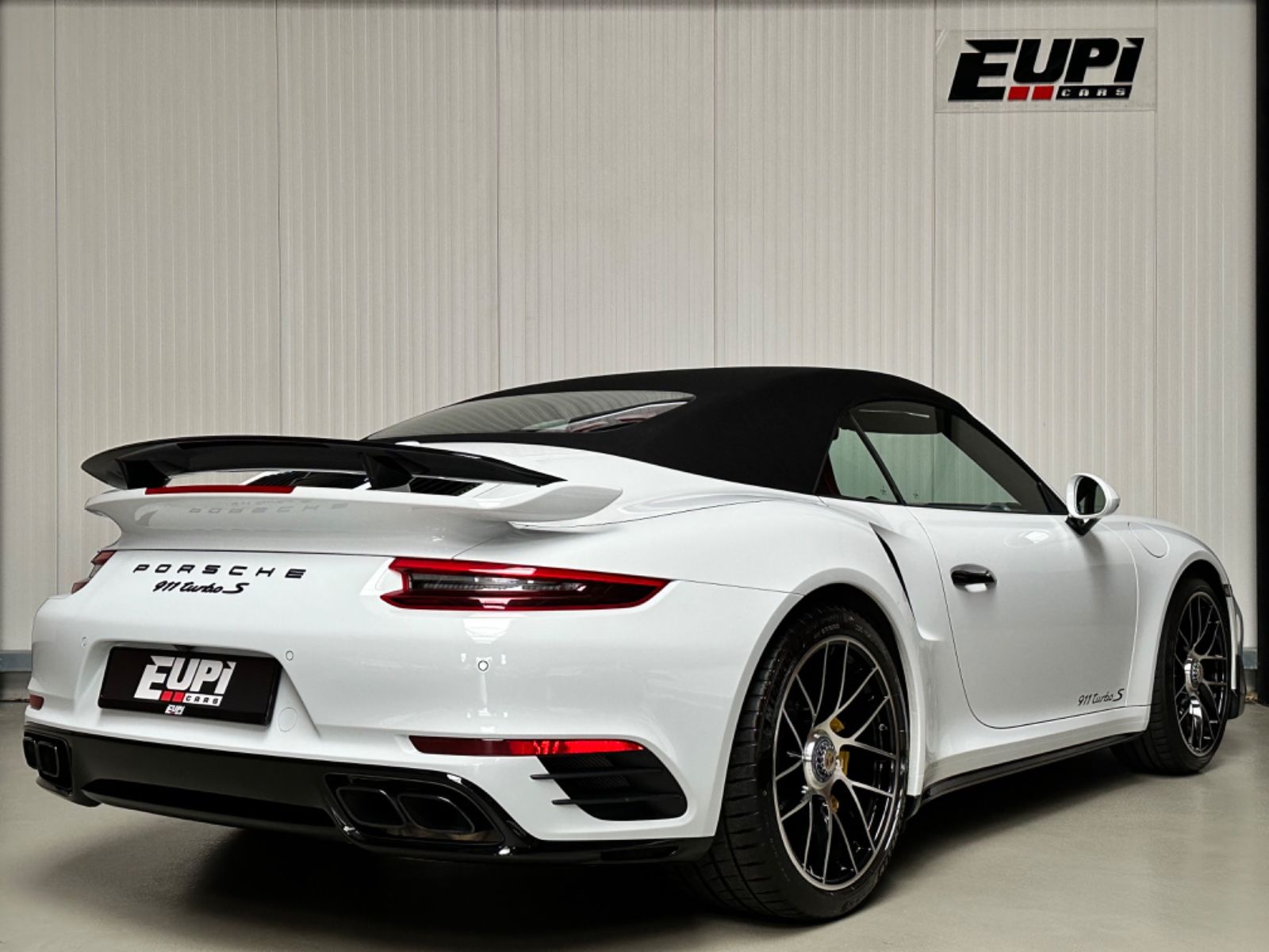 Fahrzeugabbildung Porsche 911/991.2 Turbo S Cabriolet/Burmester/Aero Kit