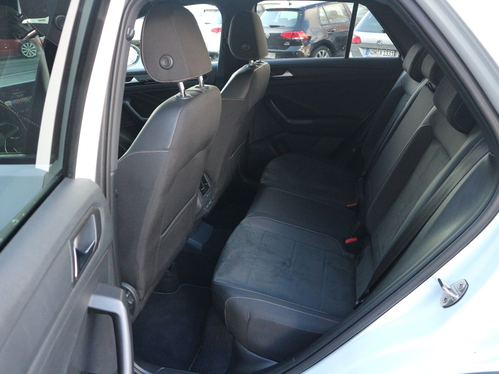 Volkswagen T-Roc - Bild 9