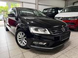 Volkswagen Passat Lim. Comfortline-Xenon-Navi-SHZ-Tempomat - Volkswagen Passat aus 2012 mit Diesel-Antrieb: Limousine