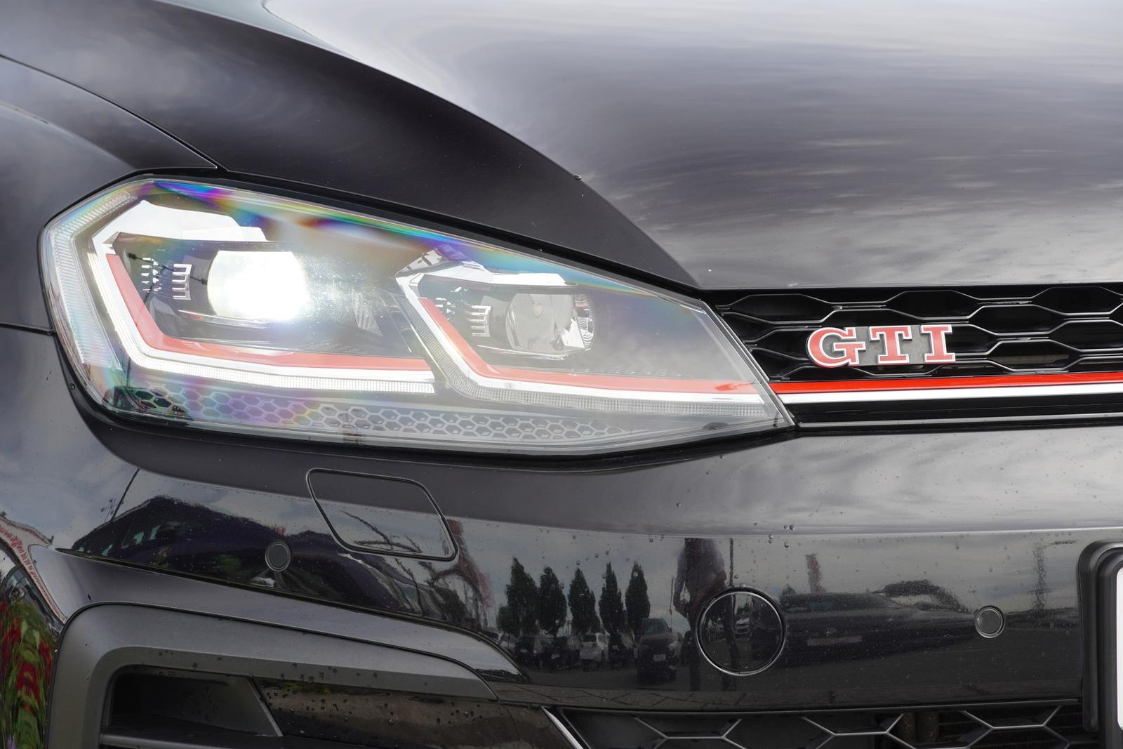 Volkswagen Golf VII 2.0 GTI Performance DSG LED Navi ACC