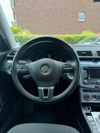 Volkswagen Passat Variant - 12