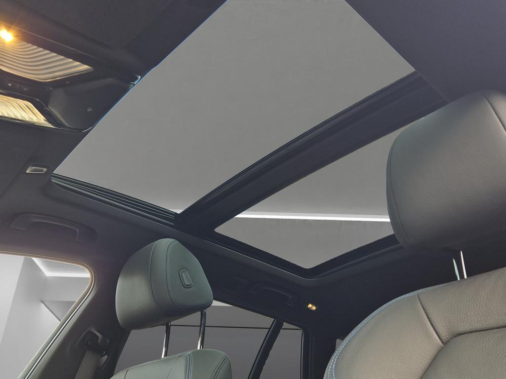 BMW 530d T. M-SPORT LASER PANO STANDH KAMERA 19" AHK