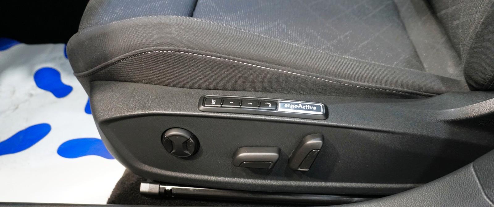 Volkswagen Golf VIII Variant Life 2.0 TDI *LED*MASSAGE*, миниатюра 9