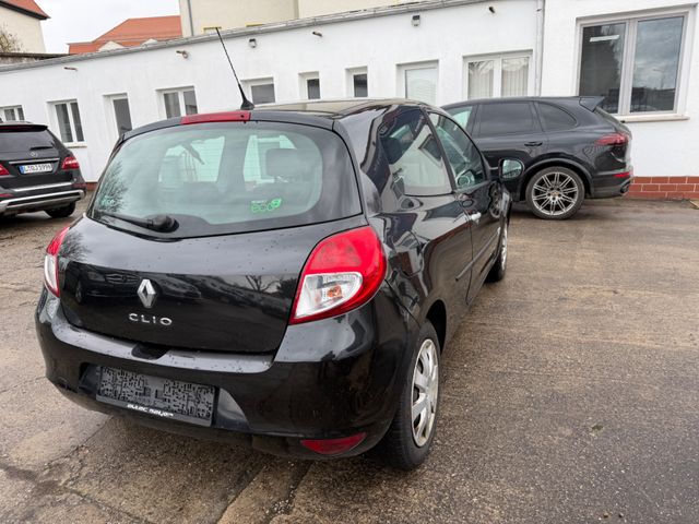 Clio III 1.2, TÜV NEU, Zahnriemen NEU Bild 5