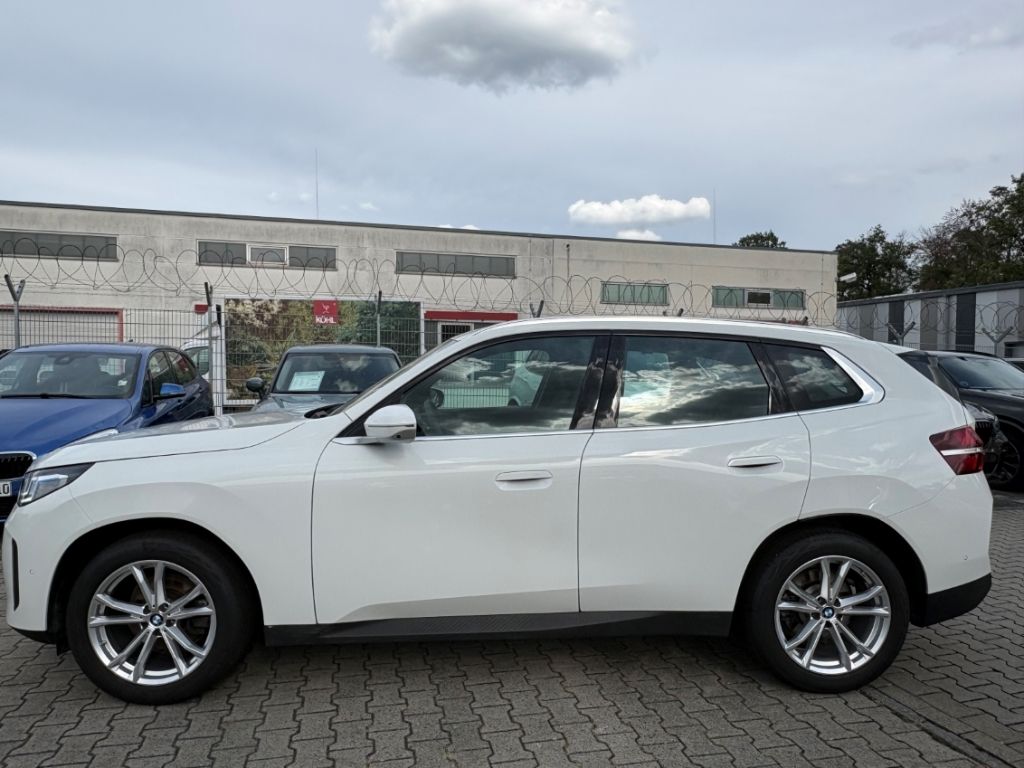 BMW X3 20d xDrive AHK 19'' HUD adLED DA PA HiFi el foto 3