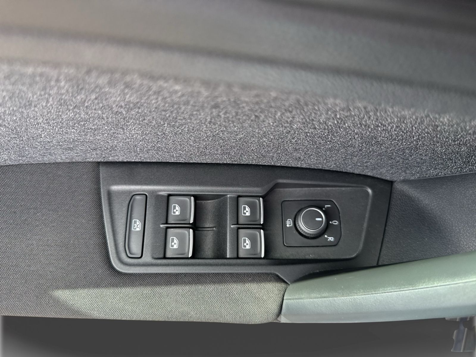 Tiguan 1.5 TSI Move, ACC, Sitzhzg, elektr. Koffe