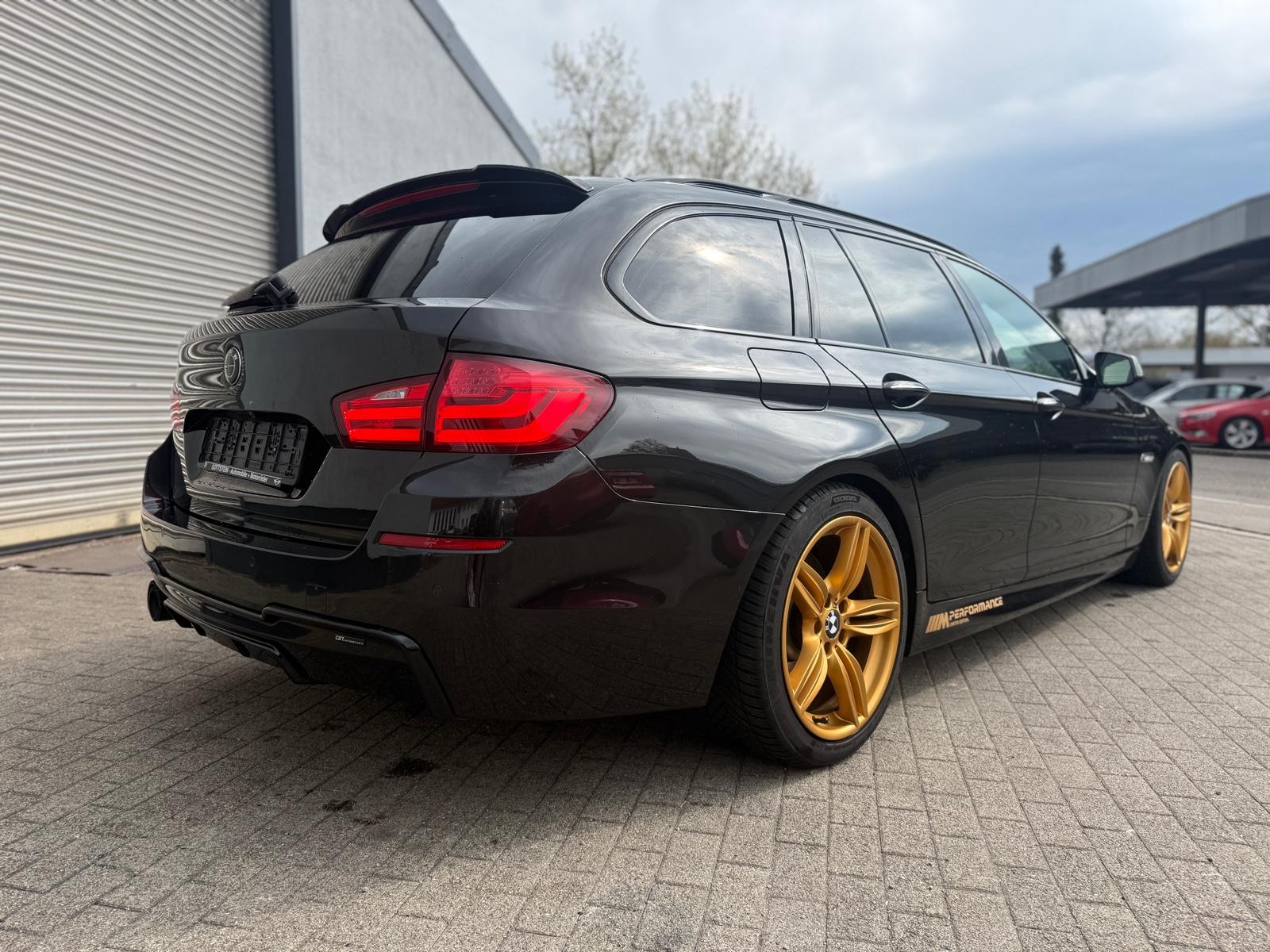BMW 530 Touring d xDrive M Performance/Pano/Ambiente