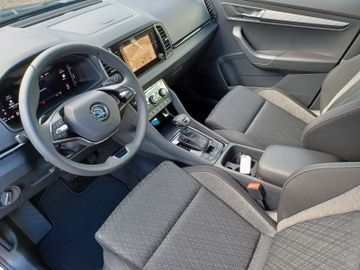 Fahrzeugabbildung SKODA Karoq 1.5 TSI Style DSG Navi/LED/ACC/AHK/Pano