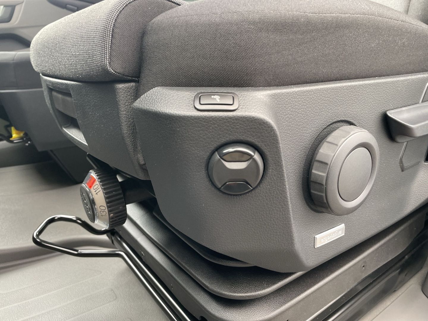 Crafter 35 2.0 TDI Autom. 9-Sitzer/LED/Standhzg/