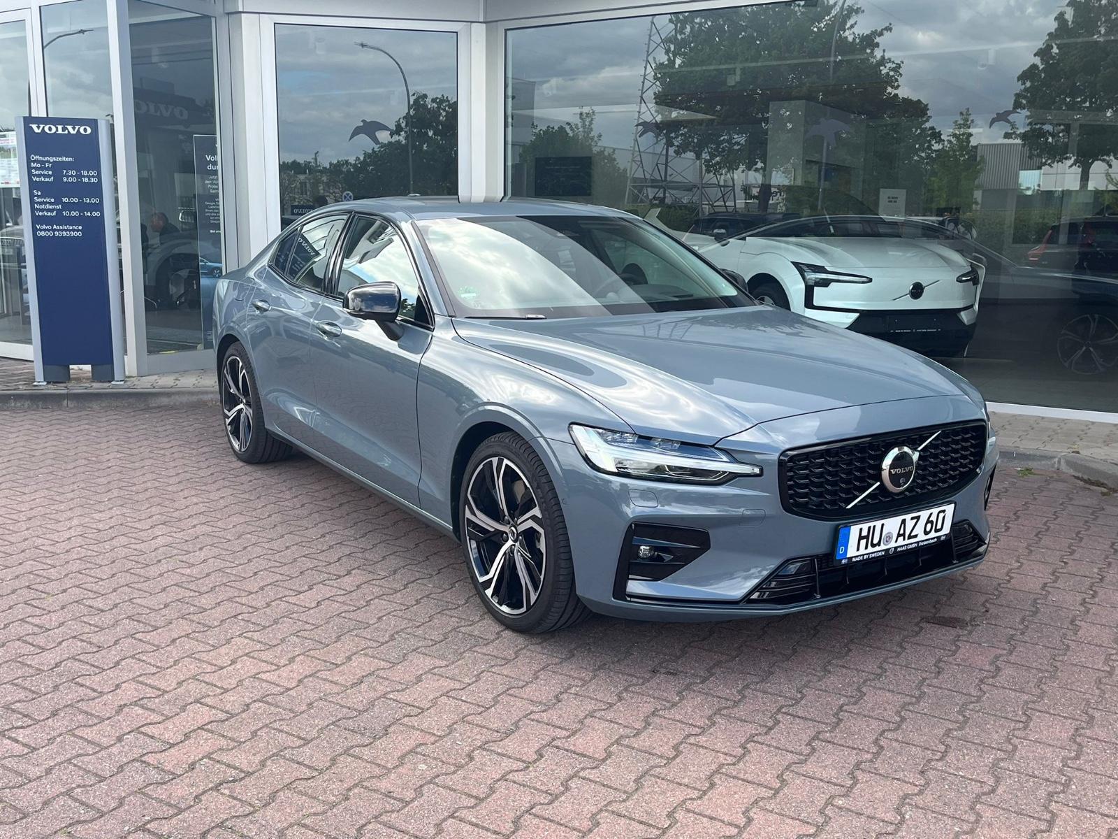 Volvo S60 B5 AWD Ultimate Dark Auto