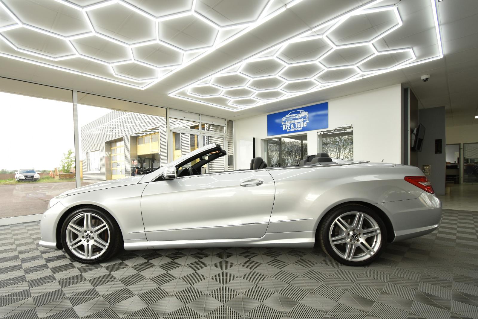 Mercedes-Benz E 250 Cabrio SHZ NAVI SBL AHK TEMP