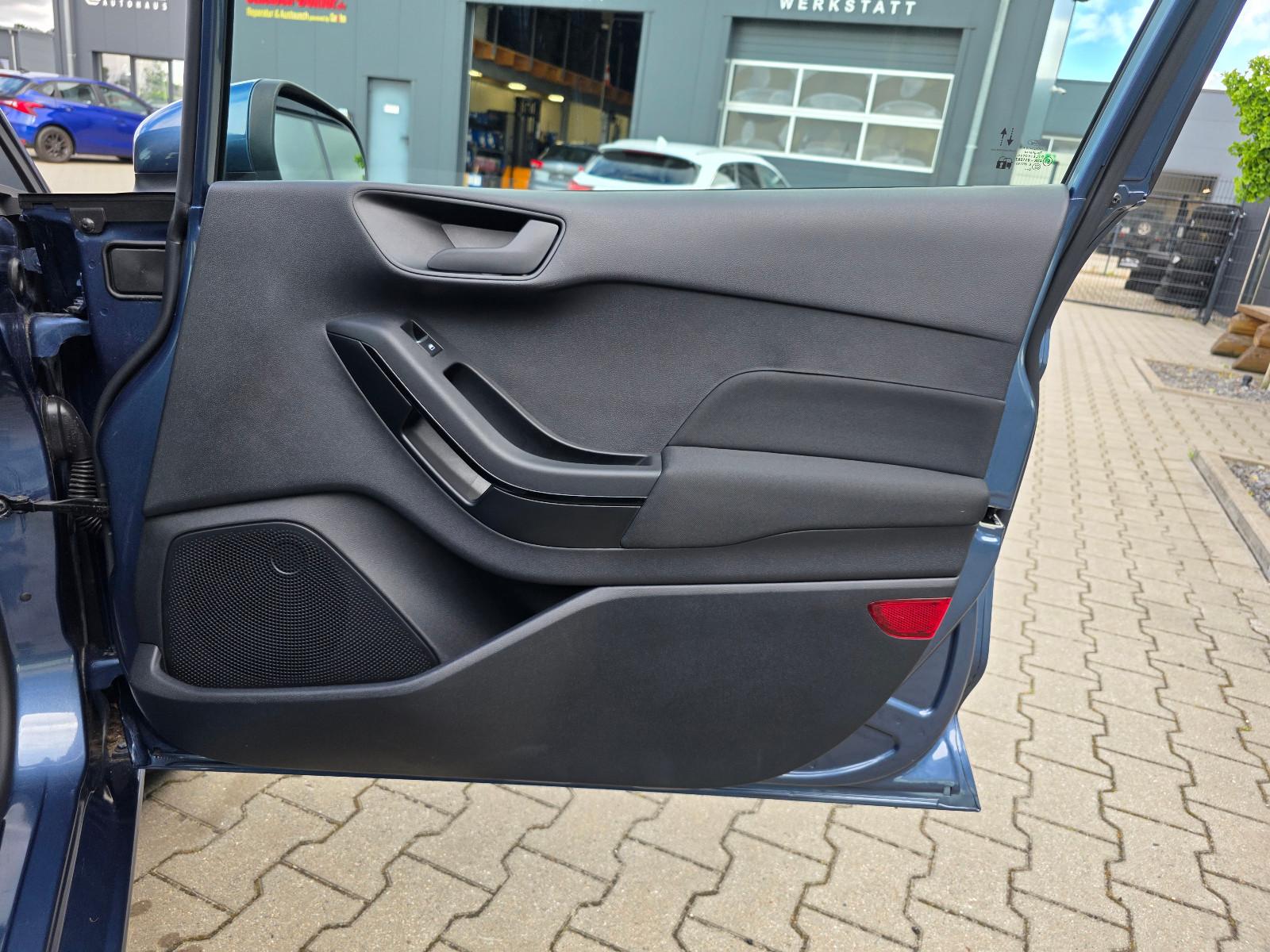 Ford Fiesta Cool & Connect*Winterpaket*Led*Navi*