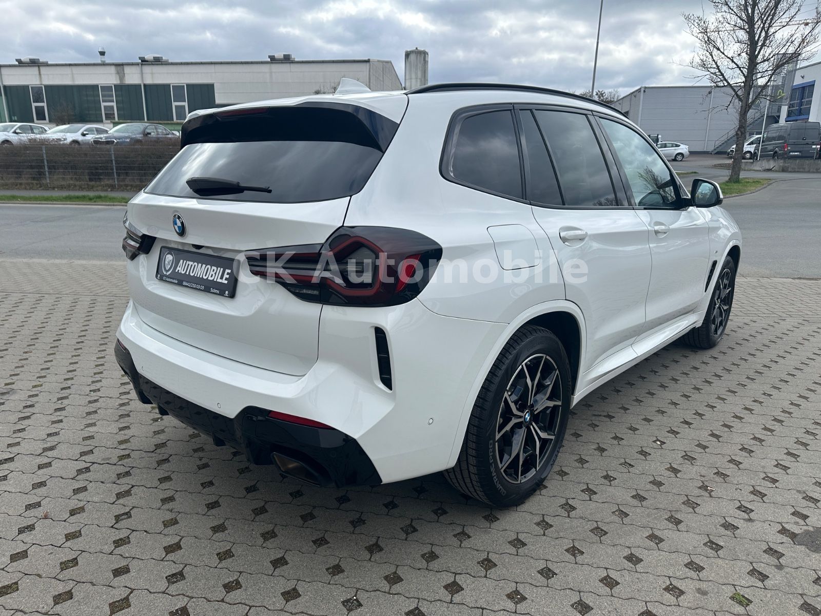 Fahrzeugabbildung BMW X3 xDrive30 i M-Sport/Shadow-Line/Navi/Kam./LED