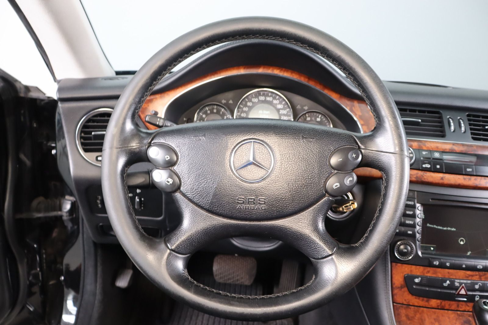 Fahrzeugabbildung Mercedes-Benz CLS 320 CDI Leder * Navi * Sitzheizung