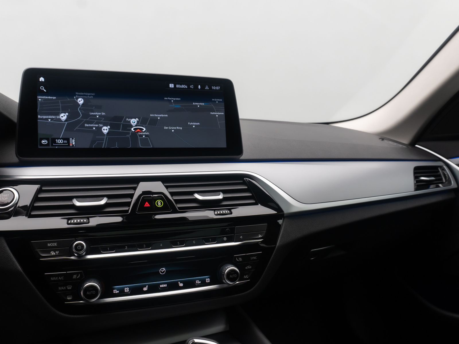 Fahrzeugabbildung BMW 540d xD Panorama Kamera DAB HiFi Lenkrhzg Sport