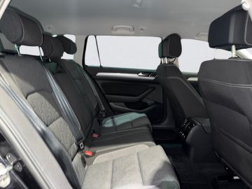 Volkswagen Passat Variant - 12