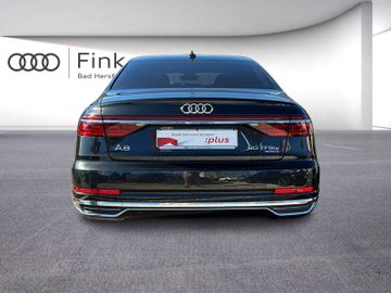 Audi A8 - 4