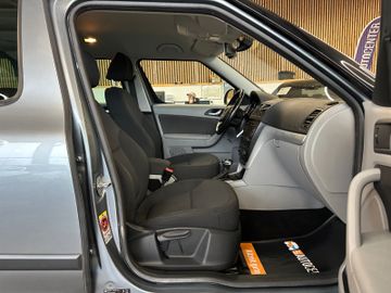 Skoda Yeti Ambition Plus Edition 4x4*2.Hand*AHK*Klima*