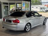 BMW 330i Lim. Edition Exklusive Autom·Navi·Schiebed. - BMW 330 mit Benzin-Antrieb: Limousine, 330i