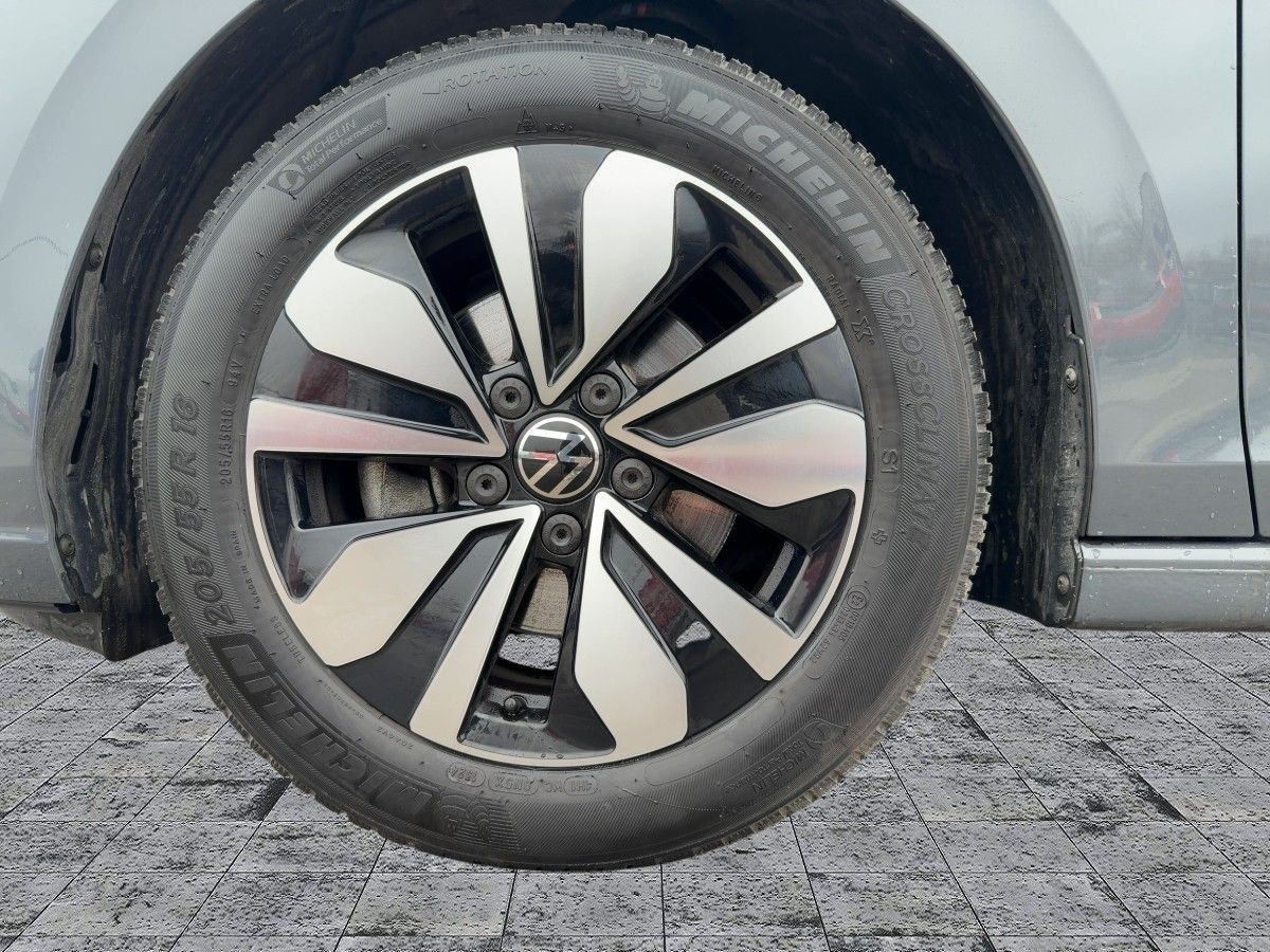 Volkswagen Golf - Bild 8