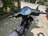Andere eTalia Retro Vespa 74kg 70 km/h 80 km Reichweite - ROLLER 80