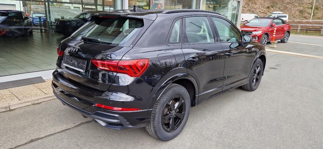 Audi Q3 SUV S line 1,5TFSI AHK Klima MMI LED Sound