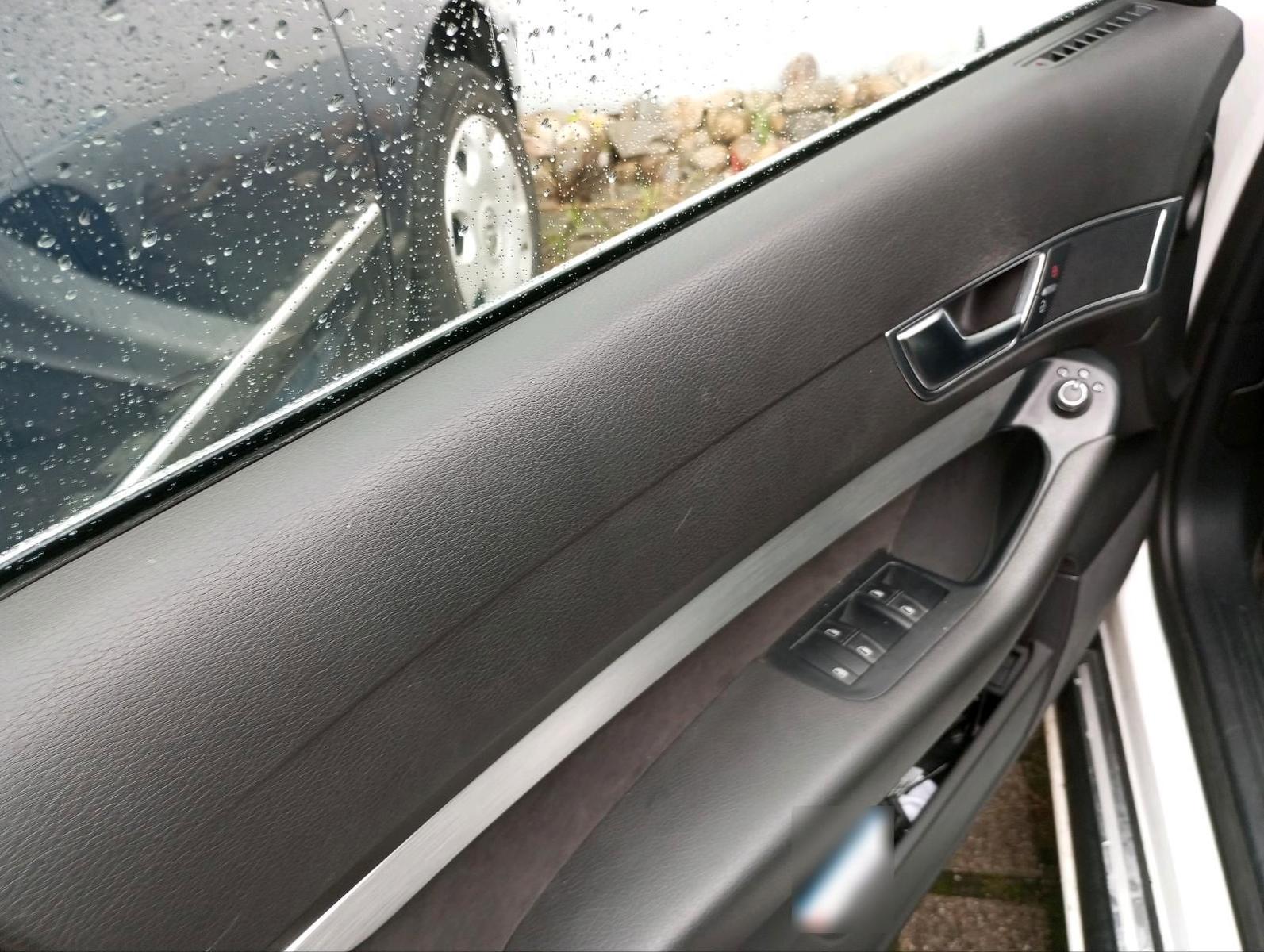 Audi Quattro 2010 — photo 5