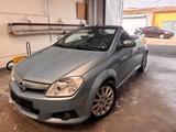 Opel Tigra 1.4 TWINPORT Sport Automatik - Opel Tigra mit Benzin-Antrieb: Navigationssystem, Cabrio