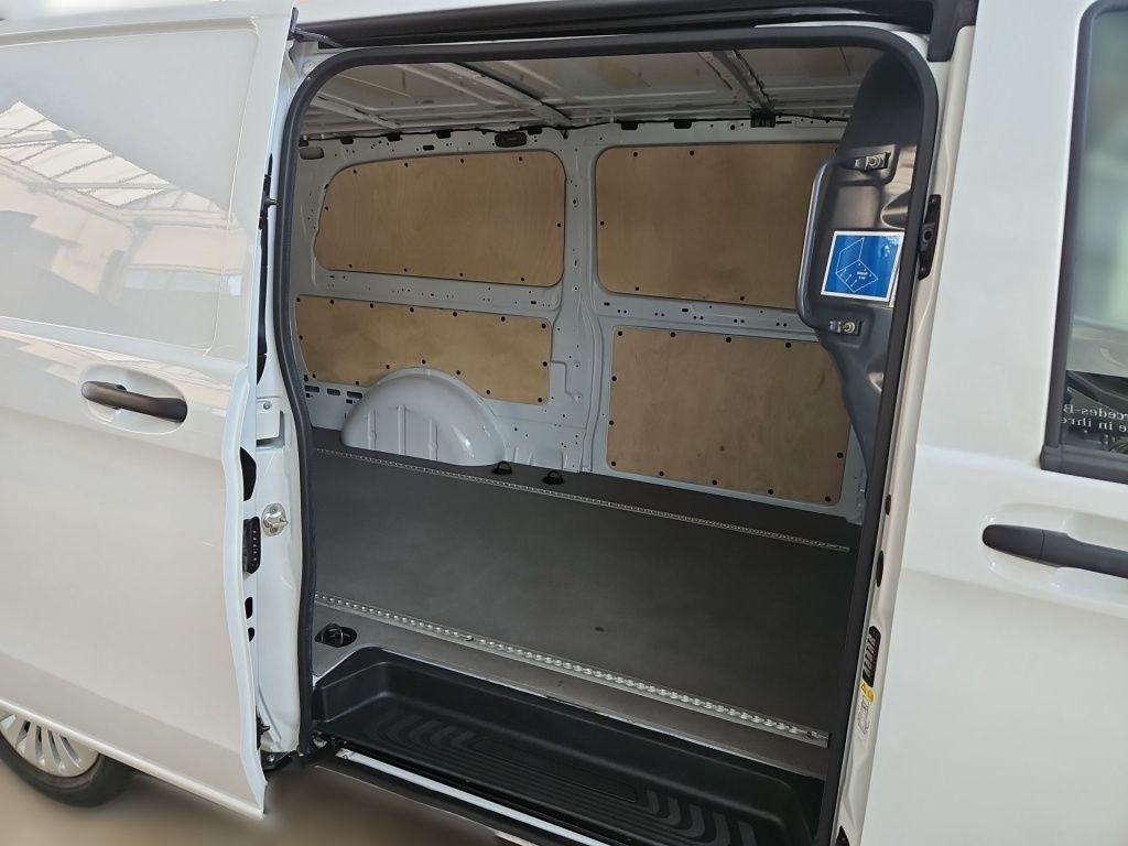 Fahrzeugabbildung Mercedes-Benz Vito 116 Kasten extralang MOPF2 Nav RFK 270° SHZ