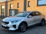 Kia XCeed 1.0 GDI Edition 7 *2.H+Kamera+SHZ+CarPlay* - silberne Kia XCeed