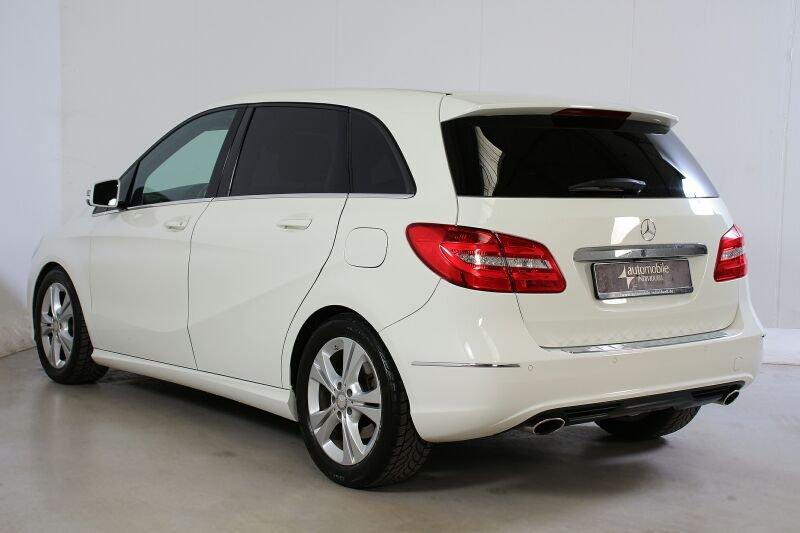 Mercedes-Benz B 220 4Matic 7G-DCT Sport Pak. COMAND AHK