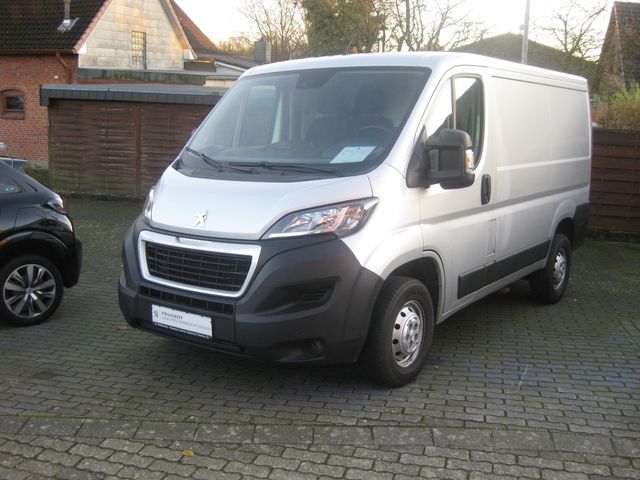 Peugeot Boxer 330 L1H1 Pro BlueHDi 140++WEBAST Standheiz