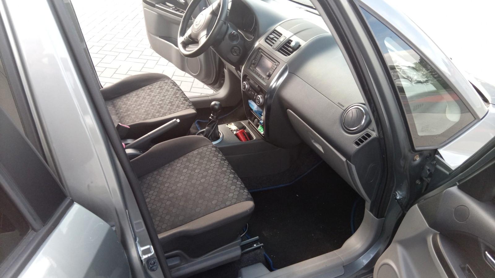 Suzuki SX4 Classic 1.6 VVT 2WD Style Style