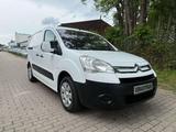 Citroën Berlingo Niveau B L1/MWST/AHK/PDC/3SITZER/KLIMA/ - Citroën Berlingo aus 2010: Van